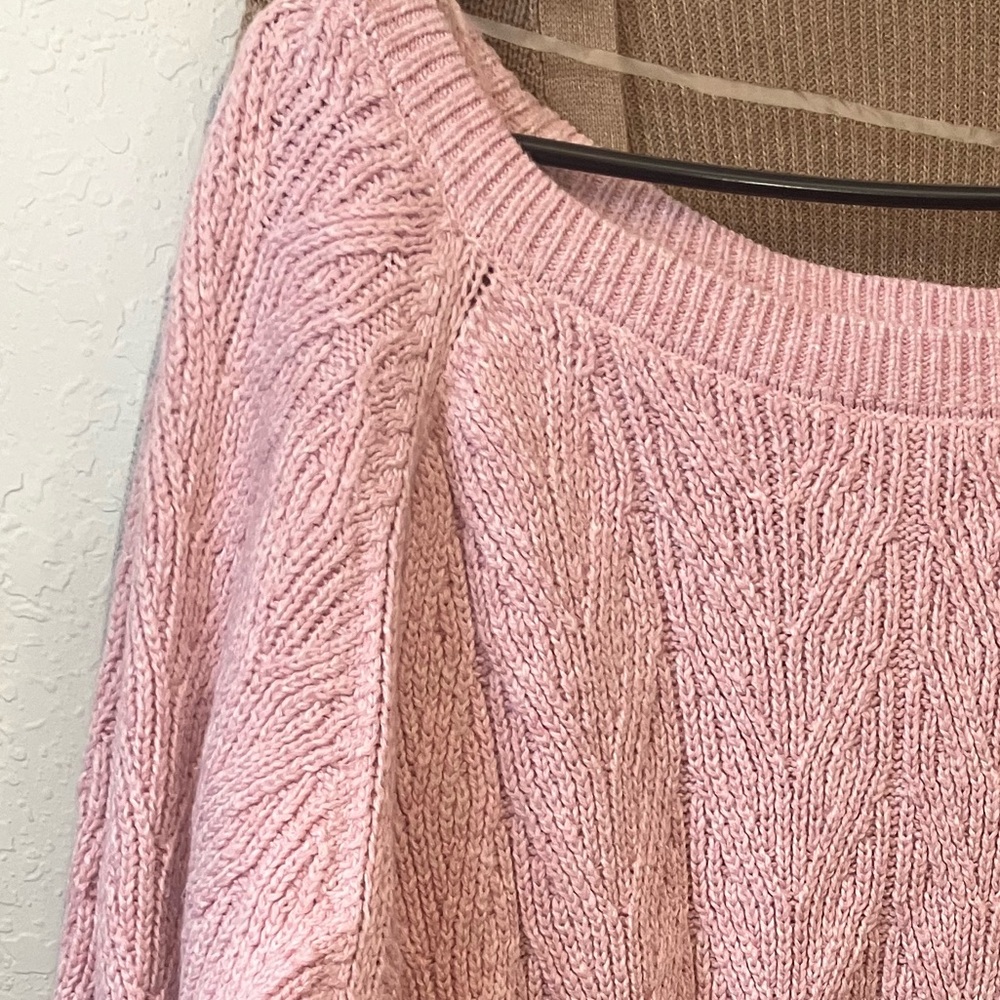 Pink Crew Neck cable knit Sweater - Picture 2 of 3